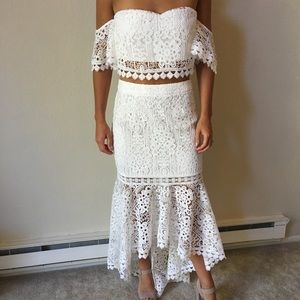 Xenia Boutique White Lace Two-Piece Crop Set